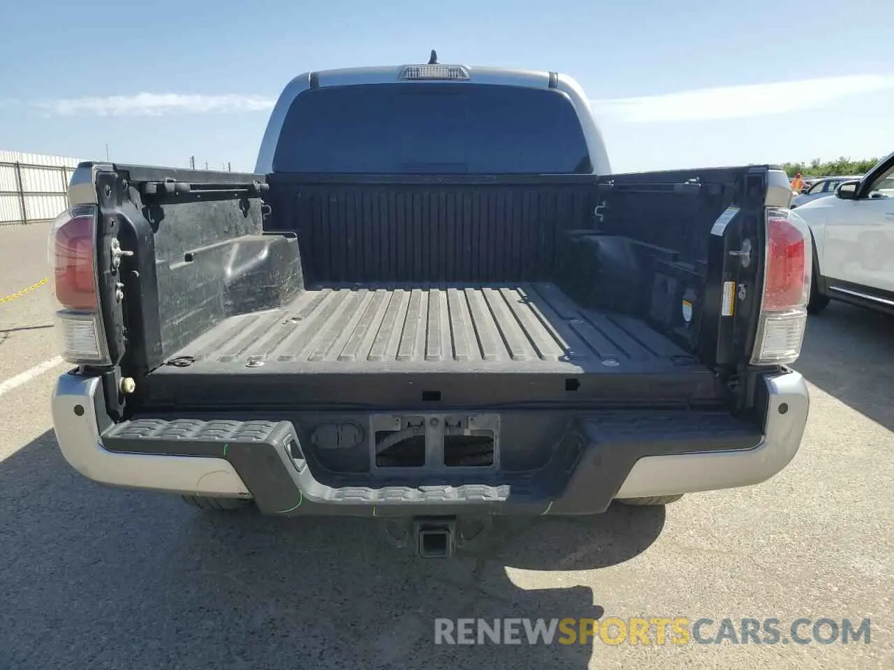 6 fotografías del automóvil dañado 3TMCZ5AN5MM412301 TOYOTA TACOMA 2021