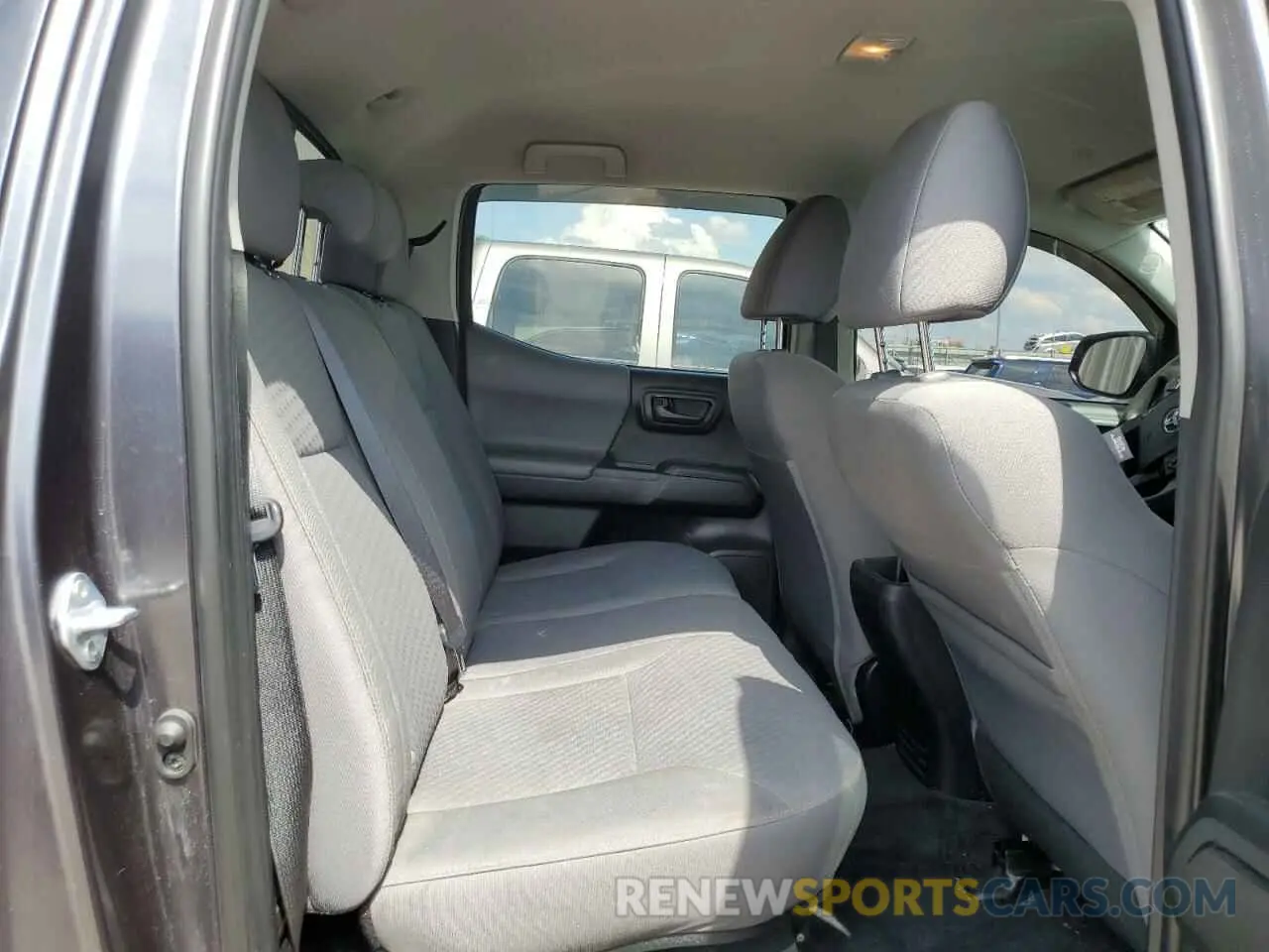 10 fotografías del automóvil dañado 3TMCZ5AN5MM447761 TOYOTA TACOMA 2021
