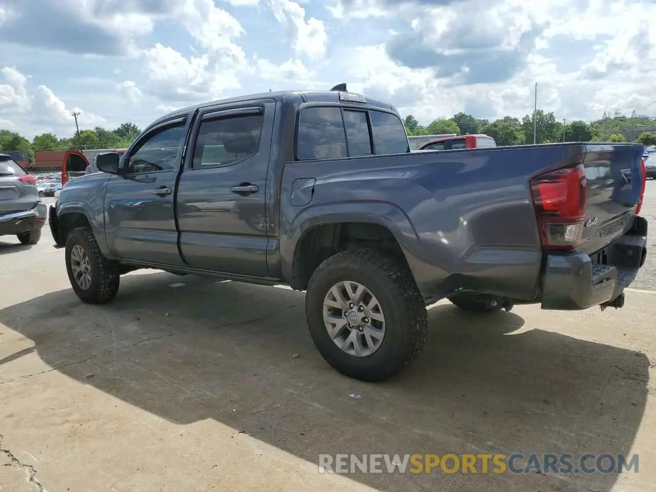 2 fotografías del automóvil dañado 3TMCZ5AN5MM447761 TOYOTA TACOMA 2021