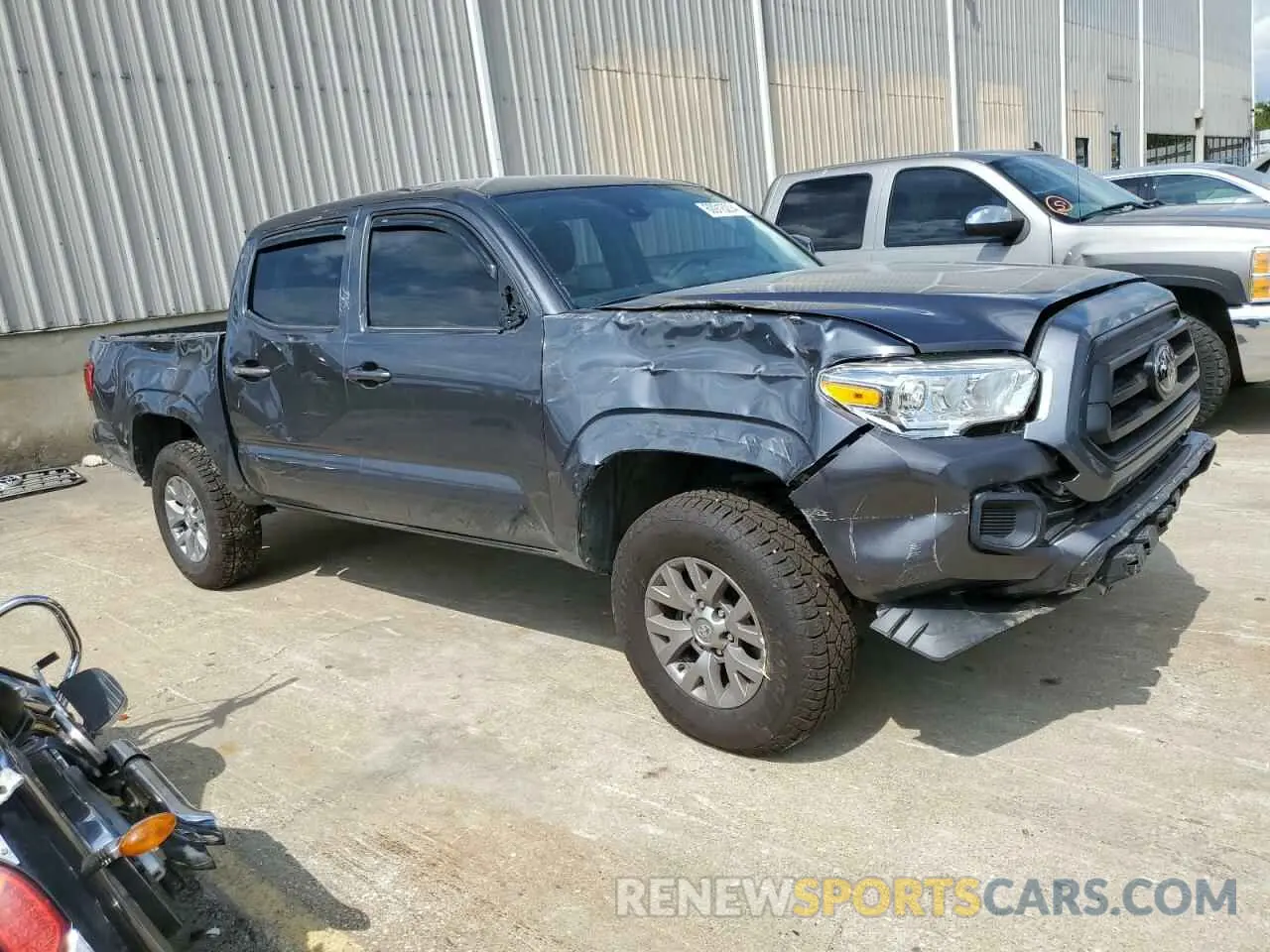 4 fotografías del automóvil dañado 3TMCZ5AN5MM447761 TOYOTA TACOMA 2021
