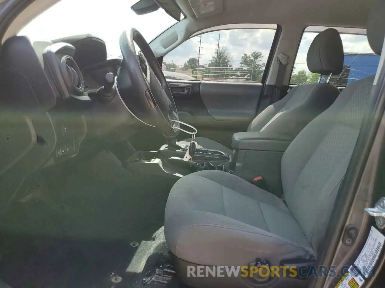 7 fotografías del automóvil dañado 3TMCZ5AN5MM447761 TOYOTA TACOMA 2021