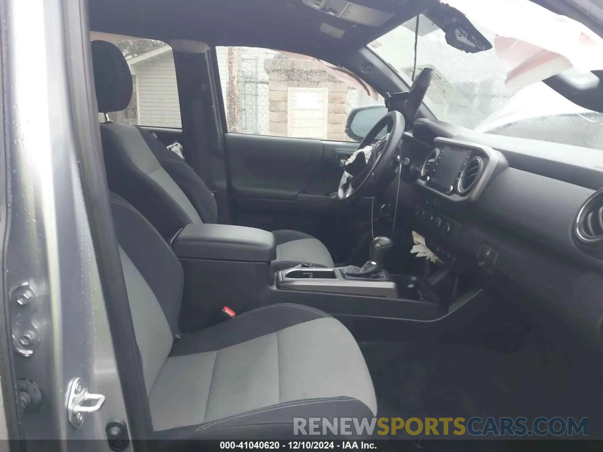 5 fotografías del automóvil dañado 3TMCZ5AN6MM387151 TOYOTA TACOMA 2021