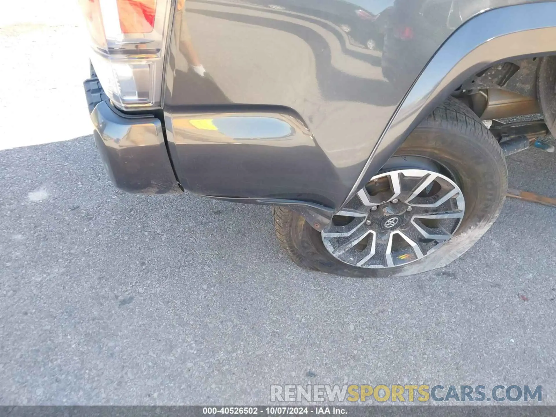 17 fotografías del automóvil dañado 3TMCZ5AN6MM392933 TOYOTA TACOMA 2021