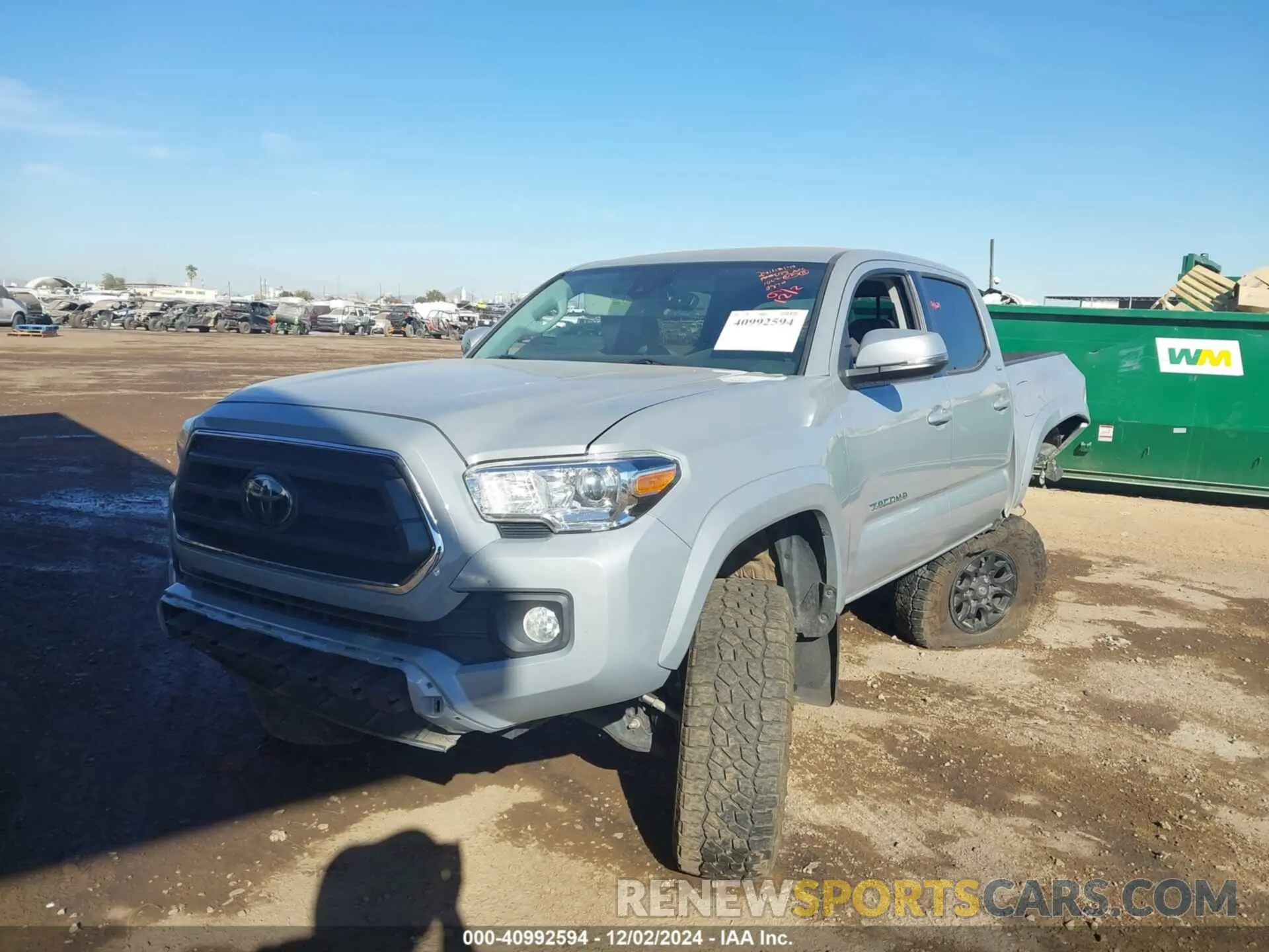 2 fotografías del automóvil dañado 3TMCZ5AN6MM400870 TOYOTA TACOMA 2021