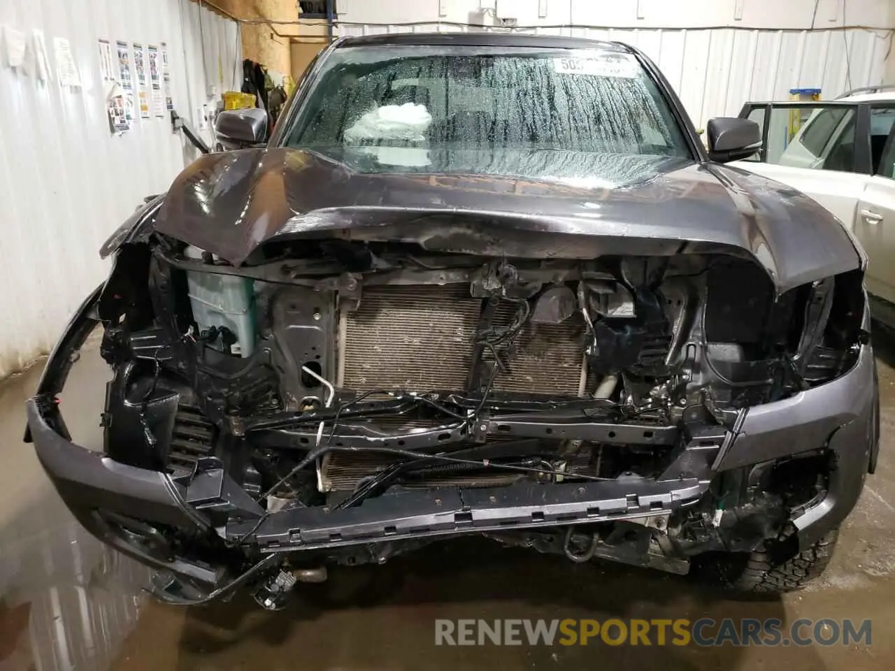 5 fotografías del automóvil dañado 3TMCZ5AN6MM420150 TOYOTA TACOMA 2021