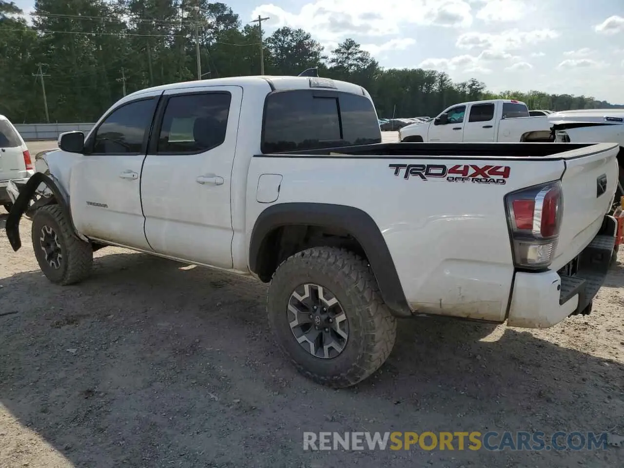 2 fotografías del automóvil dañado 3TMCZ5AN6MM423484 TOYOTA TACOMA 2021