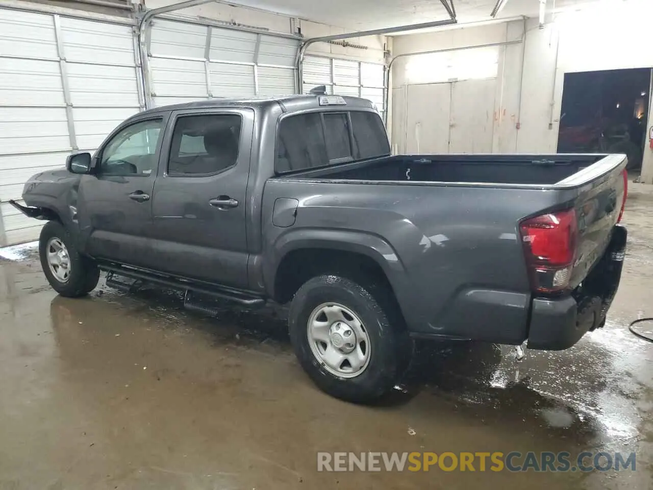2 fotografías del automóvil dañado 3TMCZ5AN6MM428166 TOYOTA TACOMA 2021