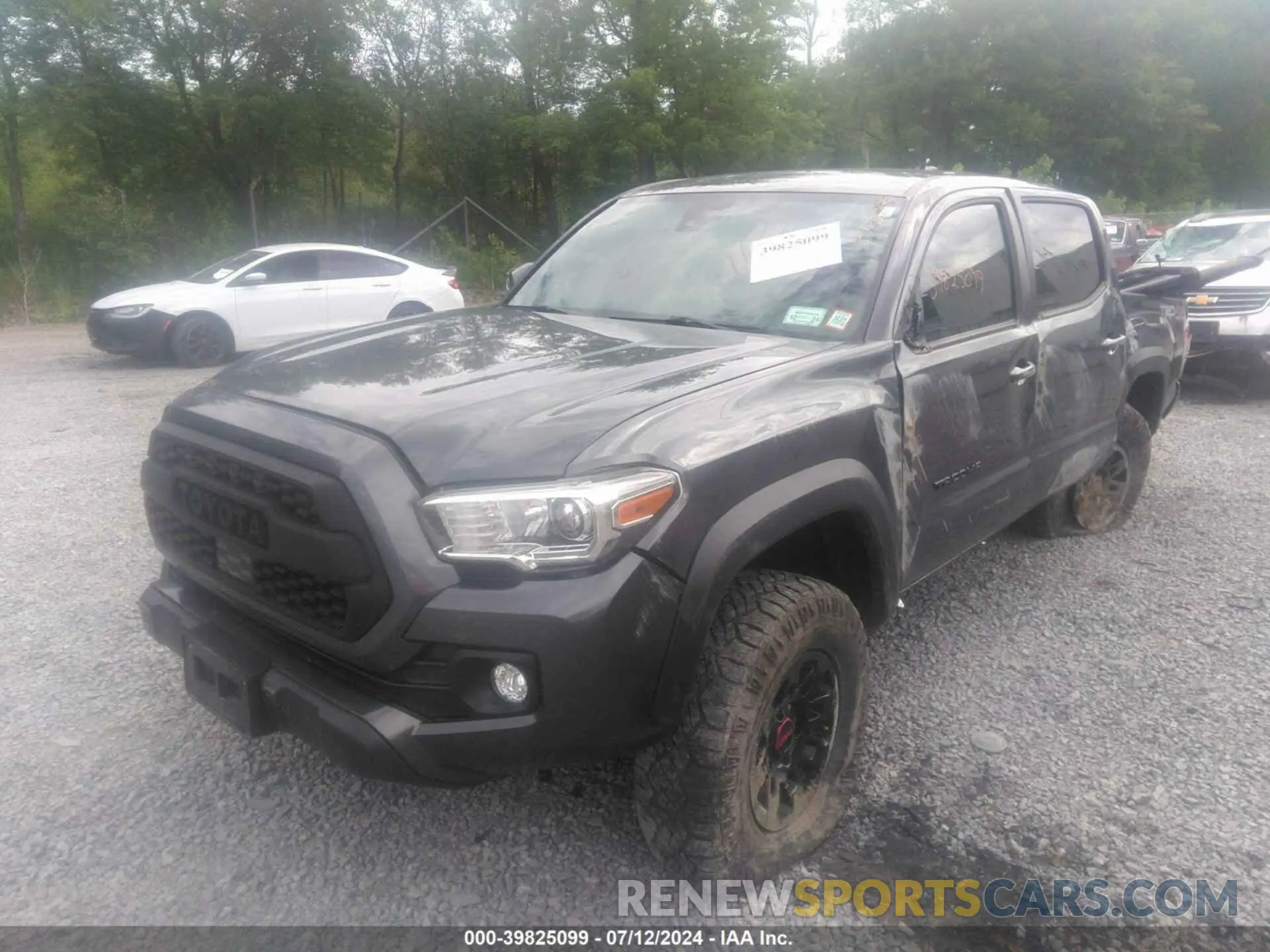 2 fotografías del automóvil dañado 3TMCZ5AN6MM437370 TOYOTA TACOMA 2021