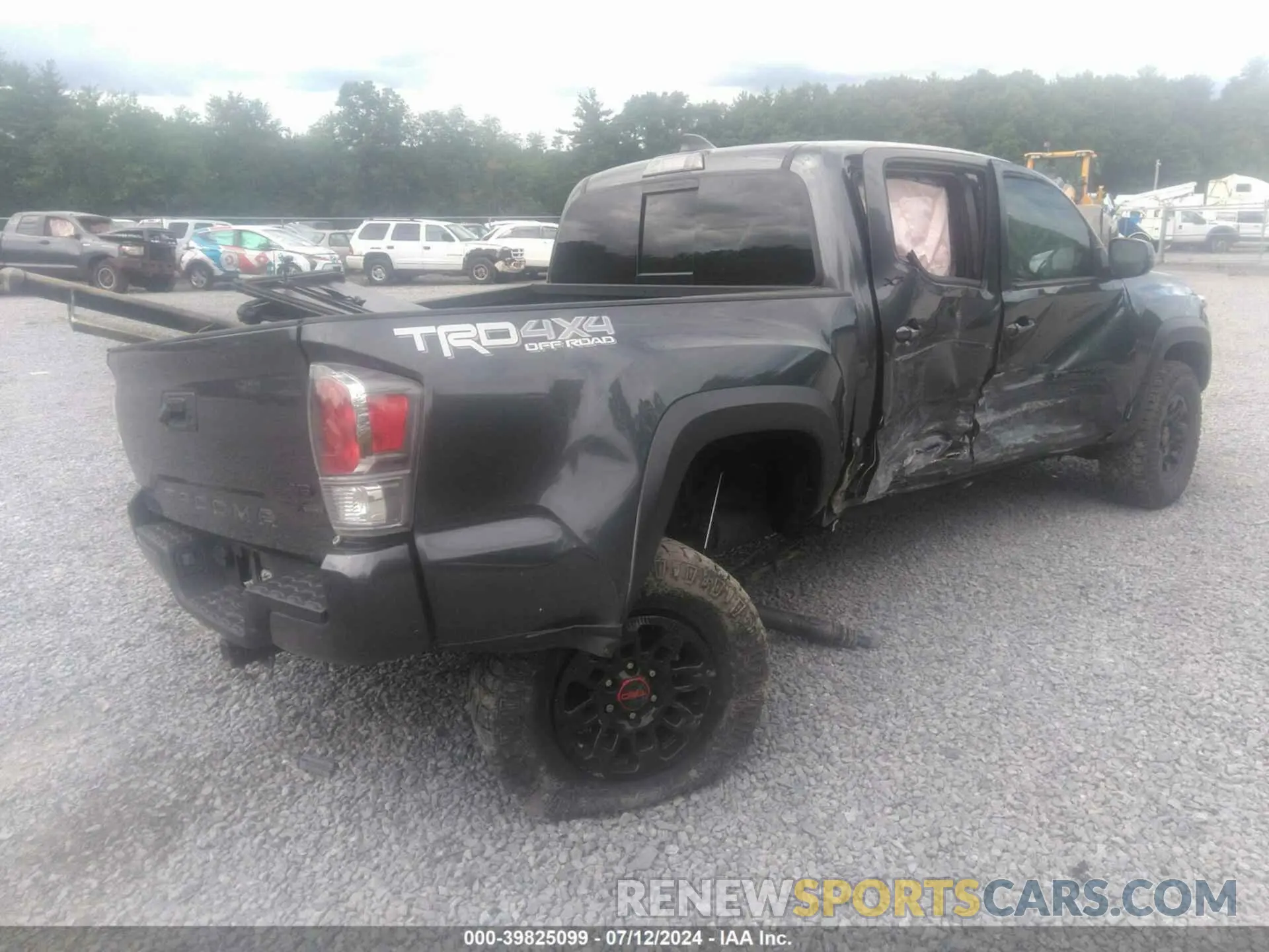 4 fotografías del automóvil dañado 3TMCZ5AN6MM437370 TOYOTA TACOMA 2021