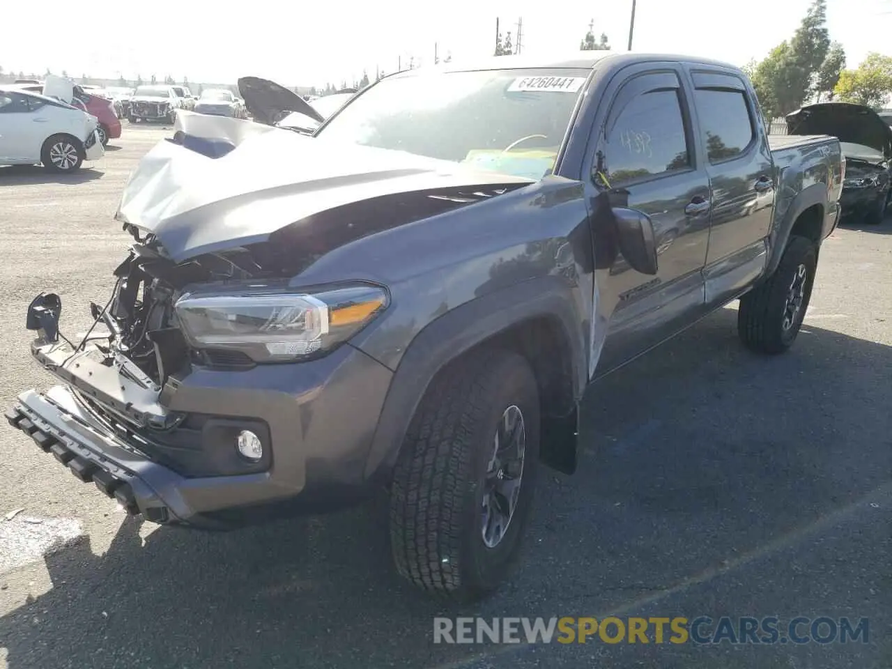 2 fotografías del automóvil dañado 3TMCZ5AN6MM446084 TOYOTA TACOMA 2021