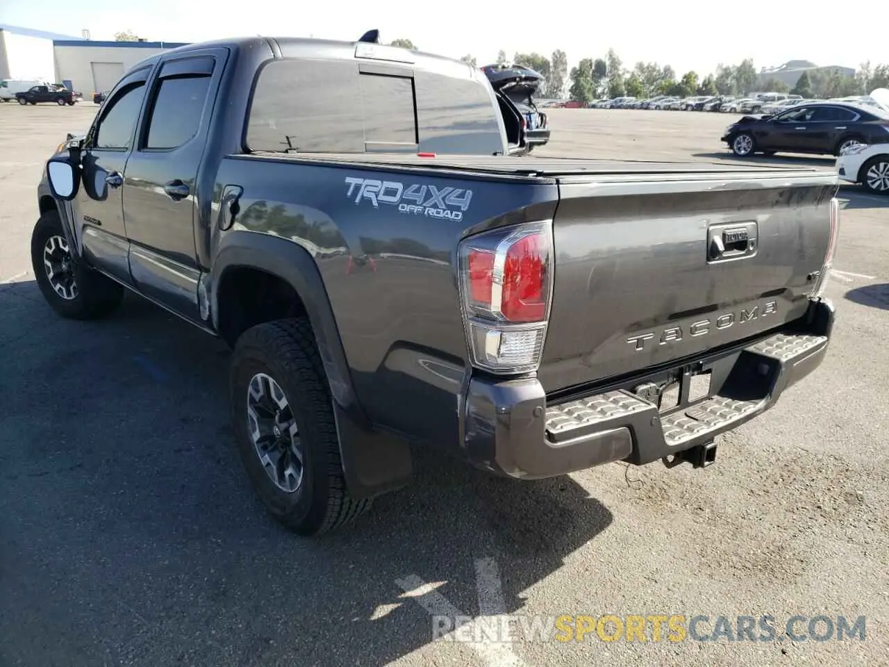 3 fotografías del automóvil dañado 3TMCZ5AN6MM446084 TOYOTA TACOMA 2021