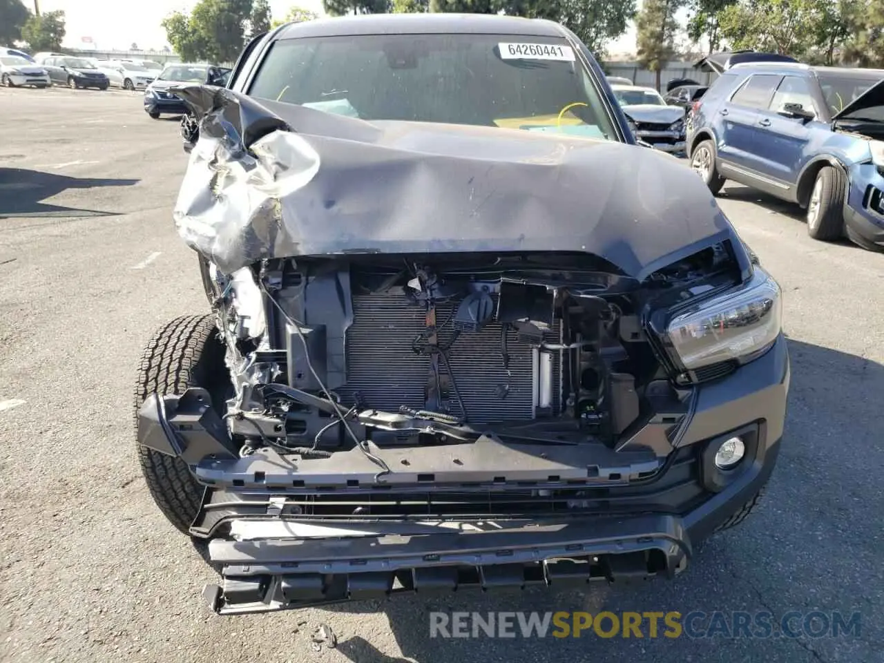 9 fotografías del automóvil dañado 3TMCZ5AN6MM446084 TOYOTA TACOMA 2021