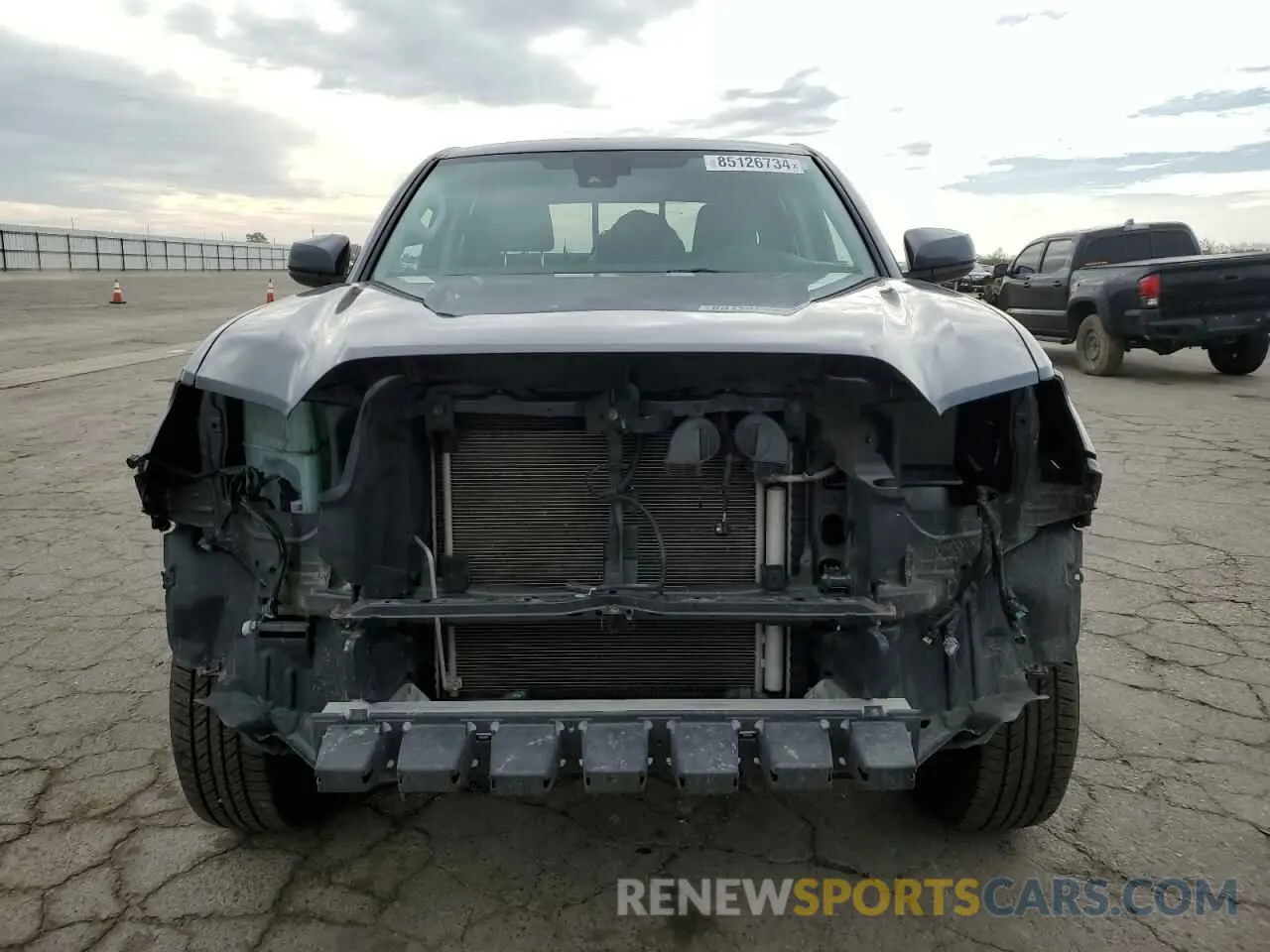 5 fotografías del automóvil dañado 3TMCZ5AN7MM370262 TOYOTA TACOMA 2021