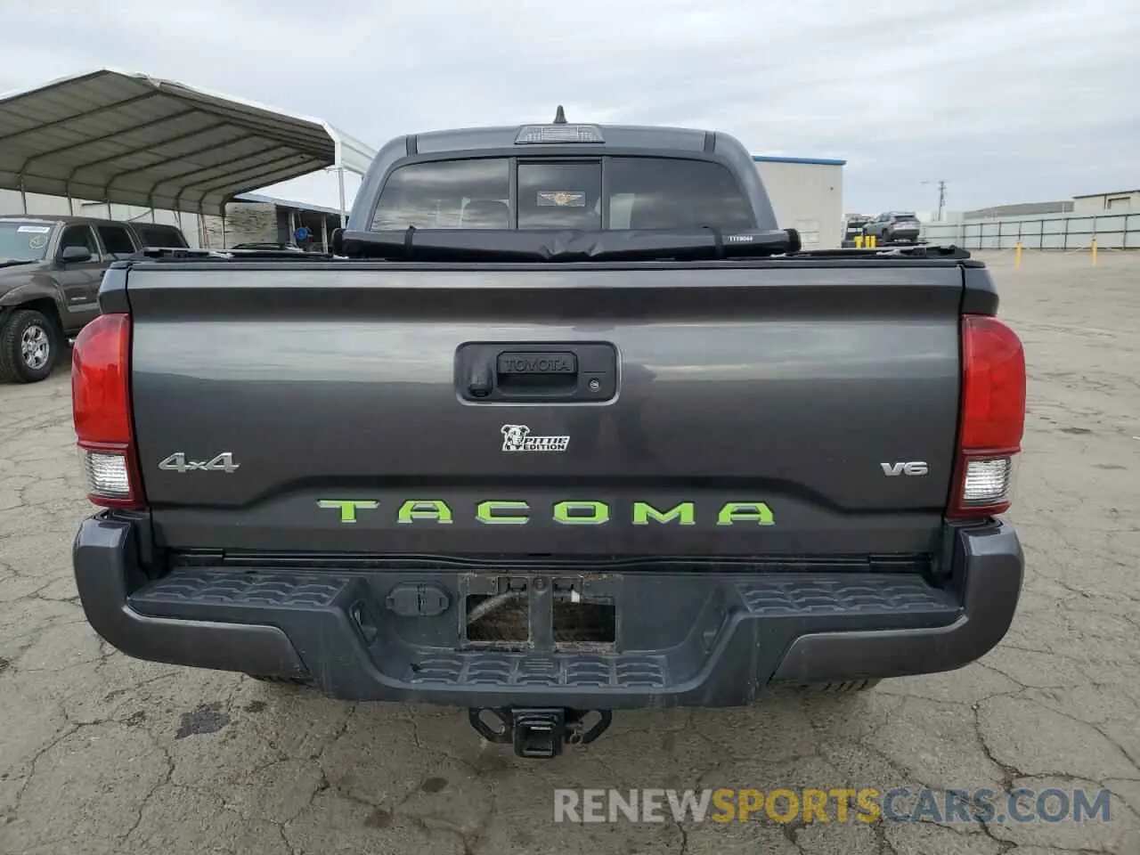 6 fotografías del automóvil dañado 3TMCZ5AN7MM370262 TOYOTA TACOMA 2021