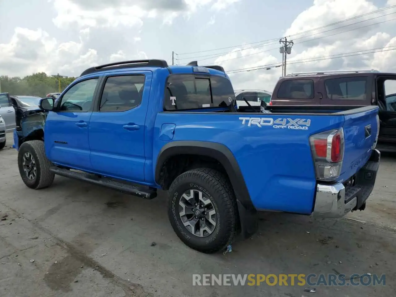 2 fotografías del automóvil dañado 3TMCZ5AN7MM388566 TOYOTA TACOMA 2021