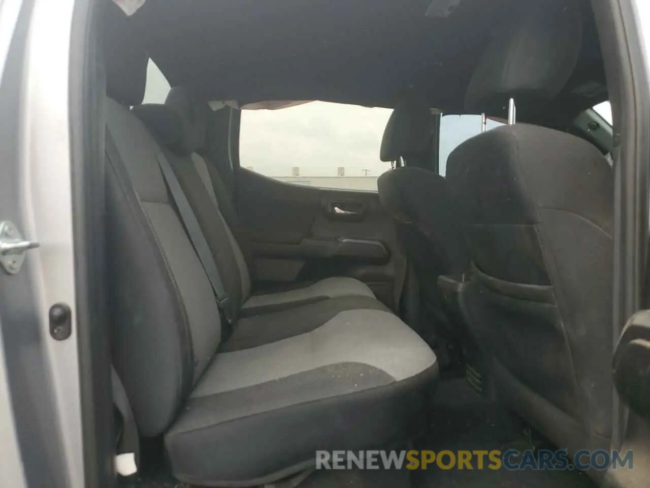10 fotografías del automóvil dañado 3TMCZ5AN7MM399678 TOYOTA TACOMA 2021