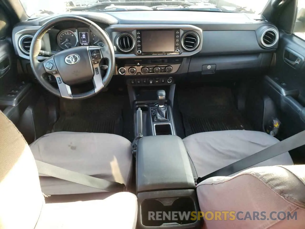8 fotografías del automóvil dañado 3TMCZ5AN7MM406824 TOYOTA TACOMA 2021