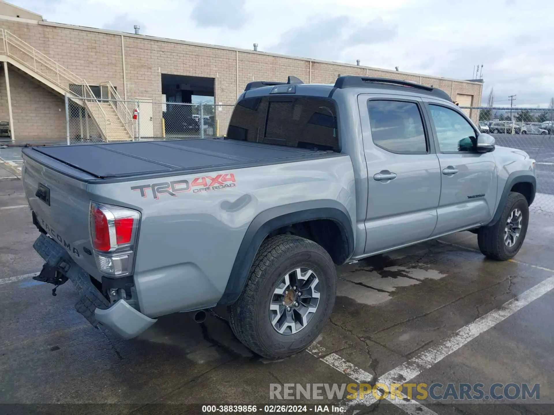 4 fotografías del automóvil dañado 3TMCZ5AN7MM416219 TOYOTA TACOMA 2021