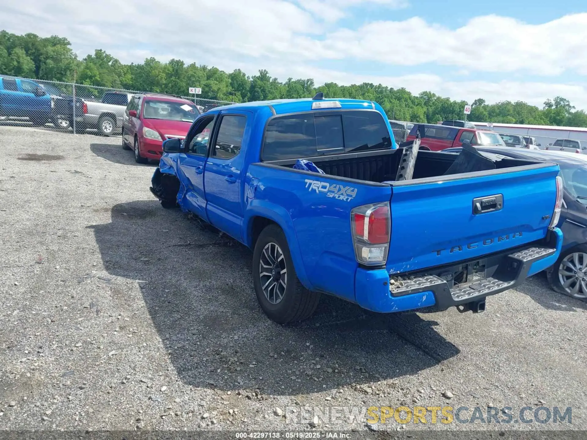 3 fotografías del automóvil dañado 3TMCZ5AN8MM374398 TOYOTA TACOMA 2021
