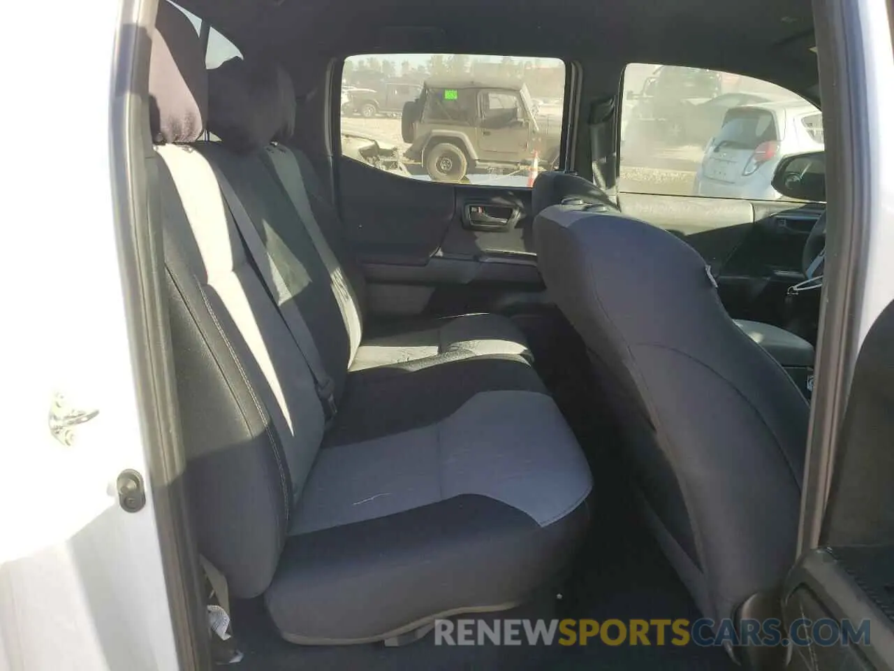 10 fotografías del automóvil dañado 3TMCZ5AN8MM381707 TOYOTA TACOMA 2021