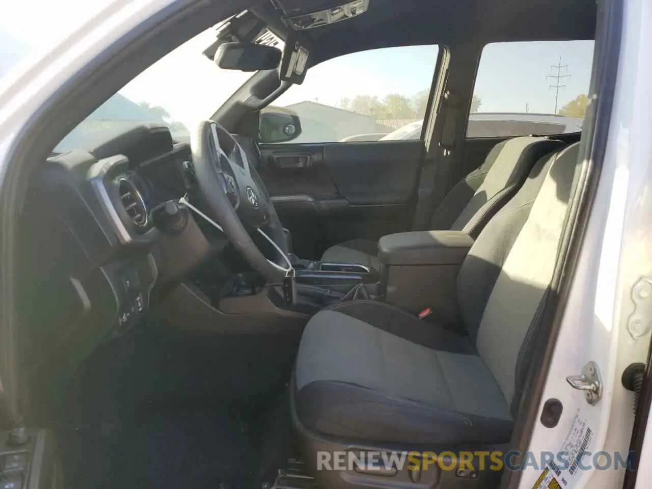 7 fotografías del automóvil dañado 3TMCZ5AN8MM381707 TOYOTA TACOMA 2021