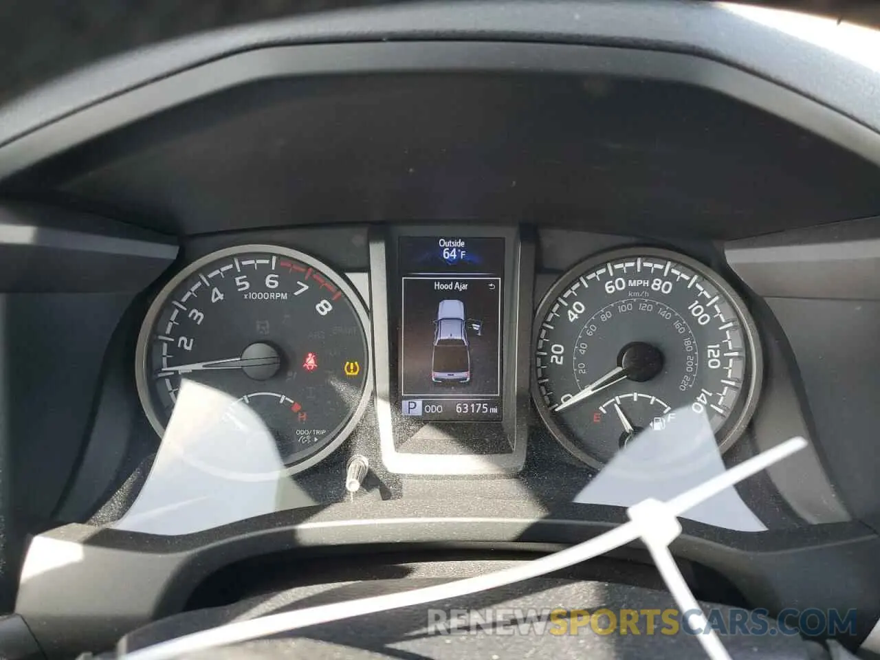 9 fotografías del automóvil dañado 3TMCZ5AN8MM387166 TOYOTA TACOMA 2021