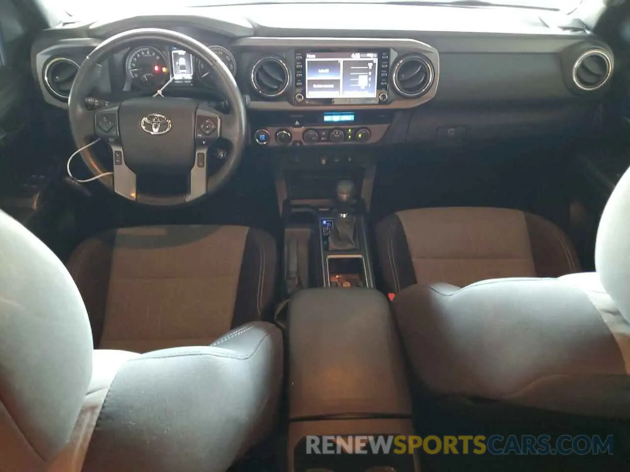 8 fotografías del automóvil dañado 3TMCZ5AN8MM421879 TOYOTA TACOMA 2021