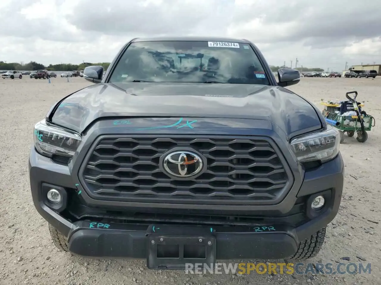 5 fotografías del automóvil dañado 3TMCZ5AN8MM440755 TOYOTA TACOMA 2021