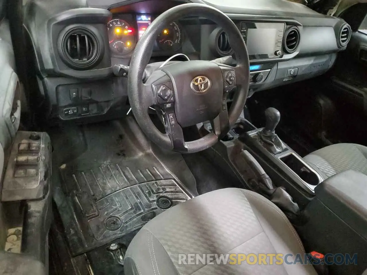 8 fotografías del automóvil dañado 3TMCZ5AN8MM450136 TOYOTA TACOMA 2021