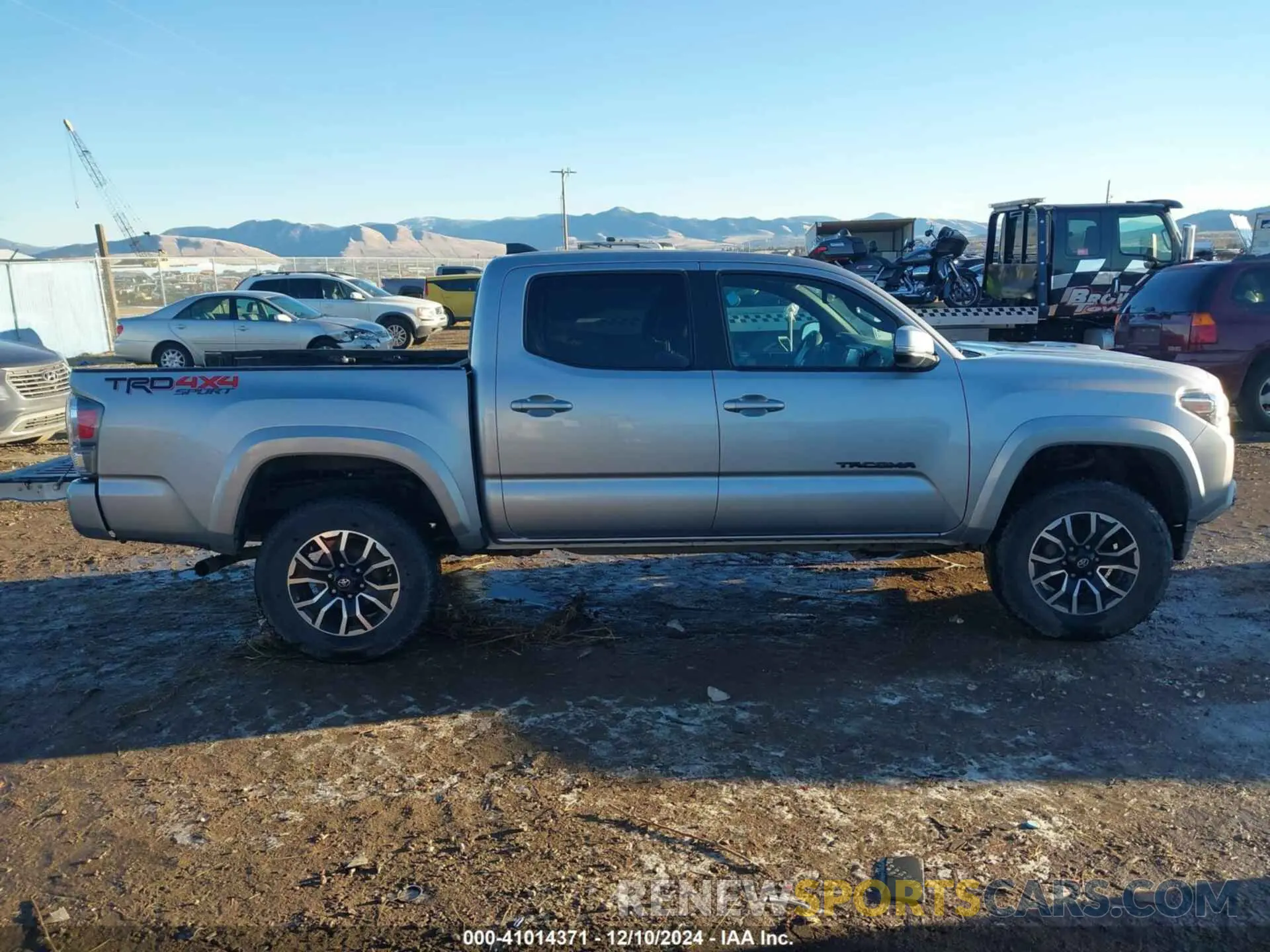 14 fotografías del automóvil dañado 3TMCZ5AN9MM377150 TOYOTA TACOMA 2021