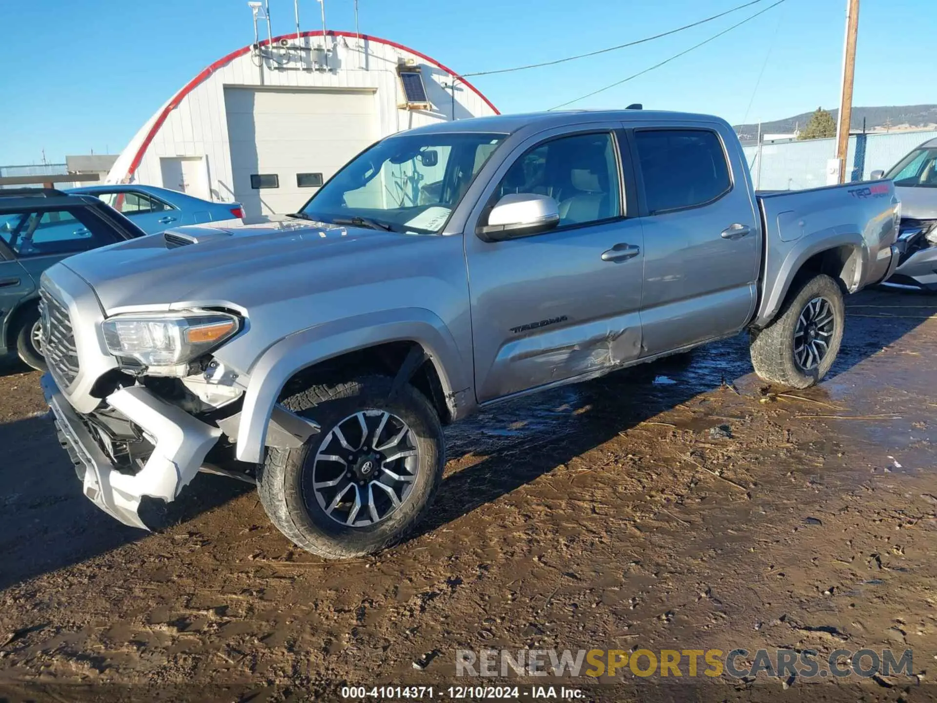 2 fotografías del automóvil dañado 3TMCZ5AN9MM377150 TOYOTA TACOMA 2021
