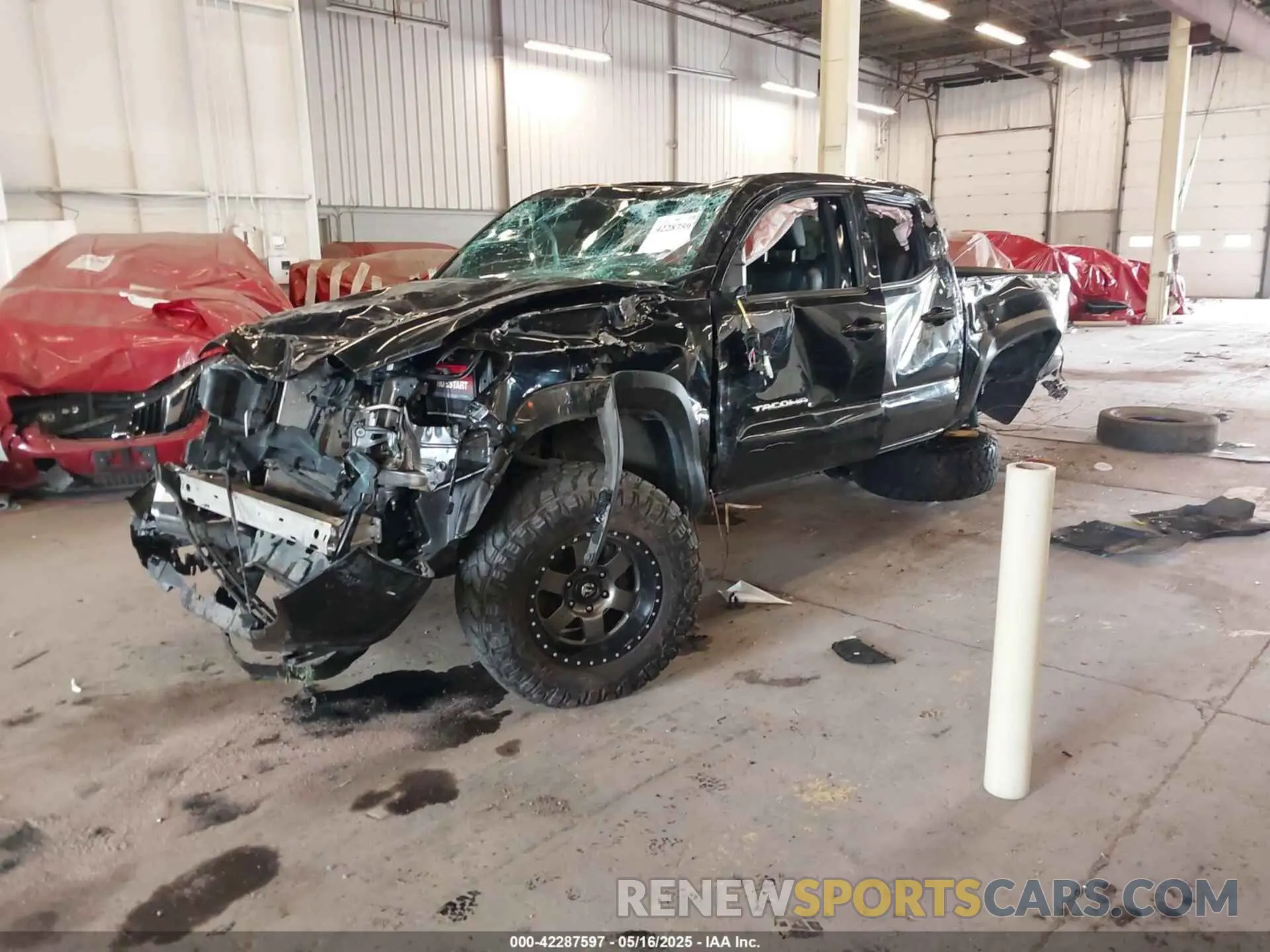 2 fotografías del automóvil dañado 3TMCZ5ANXMM370093 TOYOTA TACOMA 2021