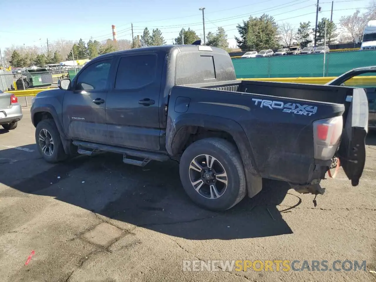 2 fotografías del automóvil dañado 3TMCZ5ANXMM372734 TOYOTA TACOMA 2021