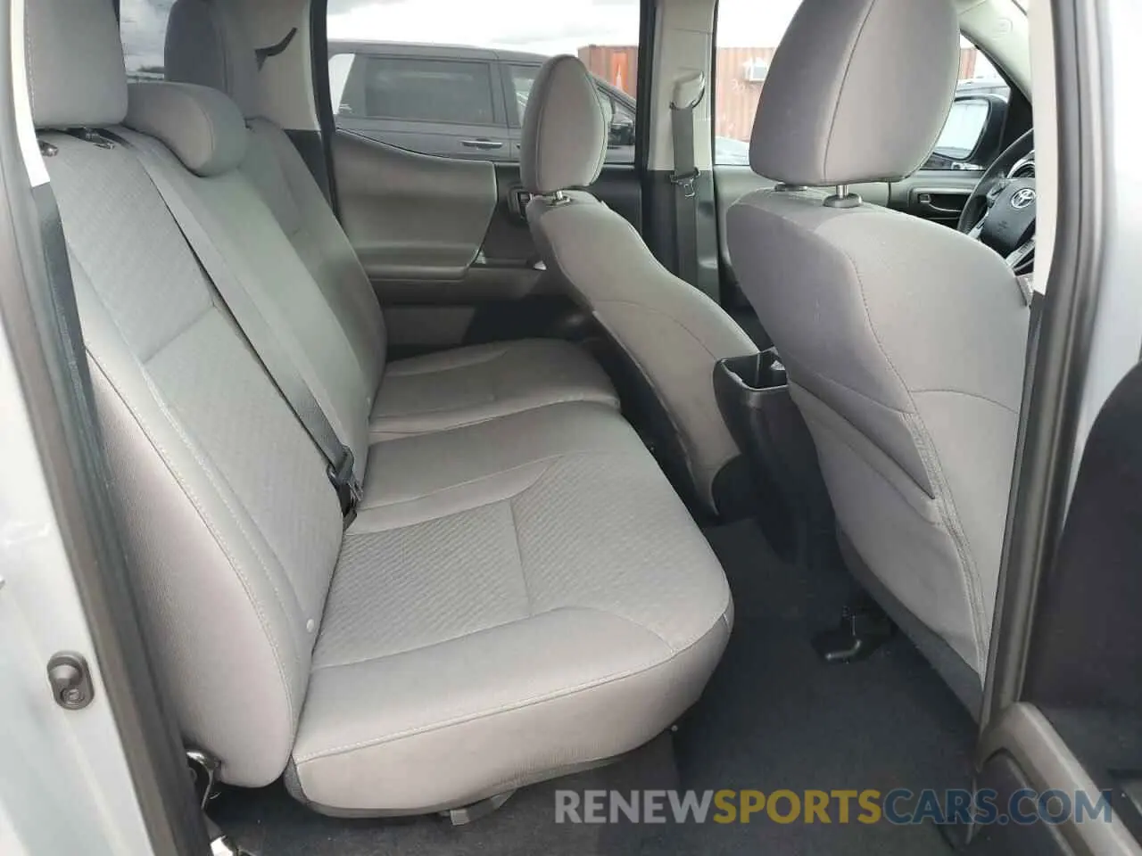 11 fotografías del automóvil dañado 3TMCZ5ANXMM398945 TOYOTA TACOMA 2021