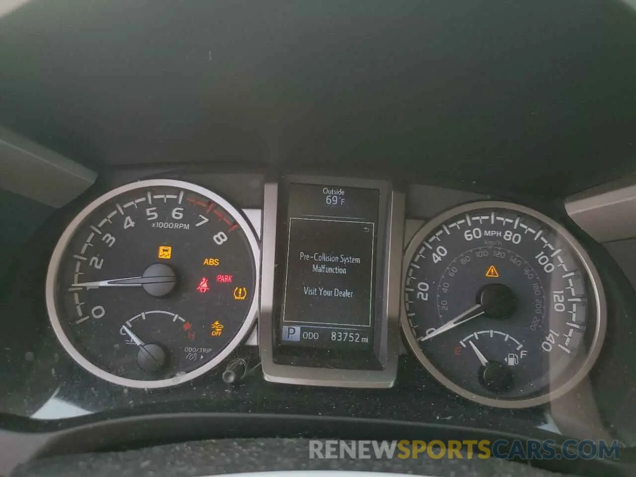 9 fotografías del automóvil dañado 3TMCZ5ANXMM400807 TOYOTA TACOMA 2021