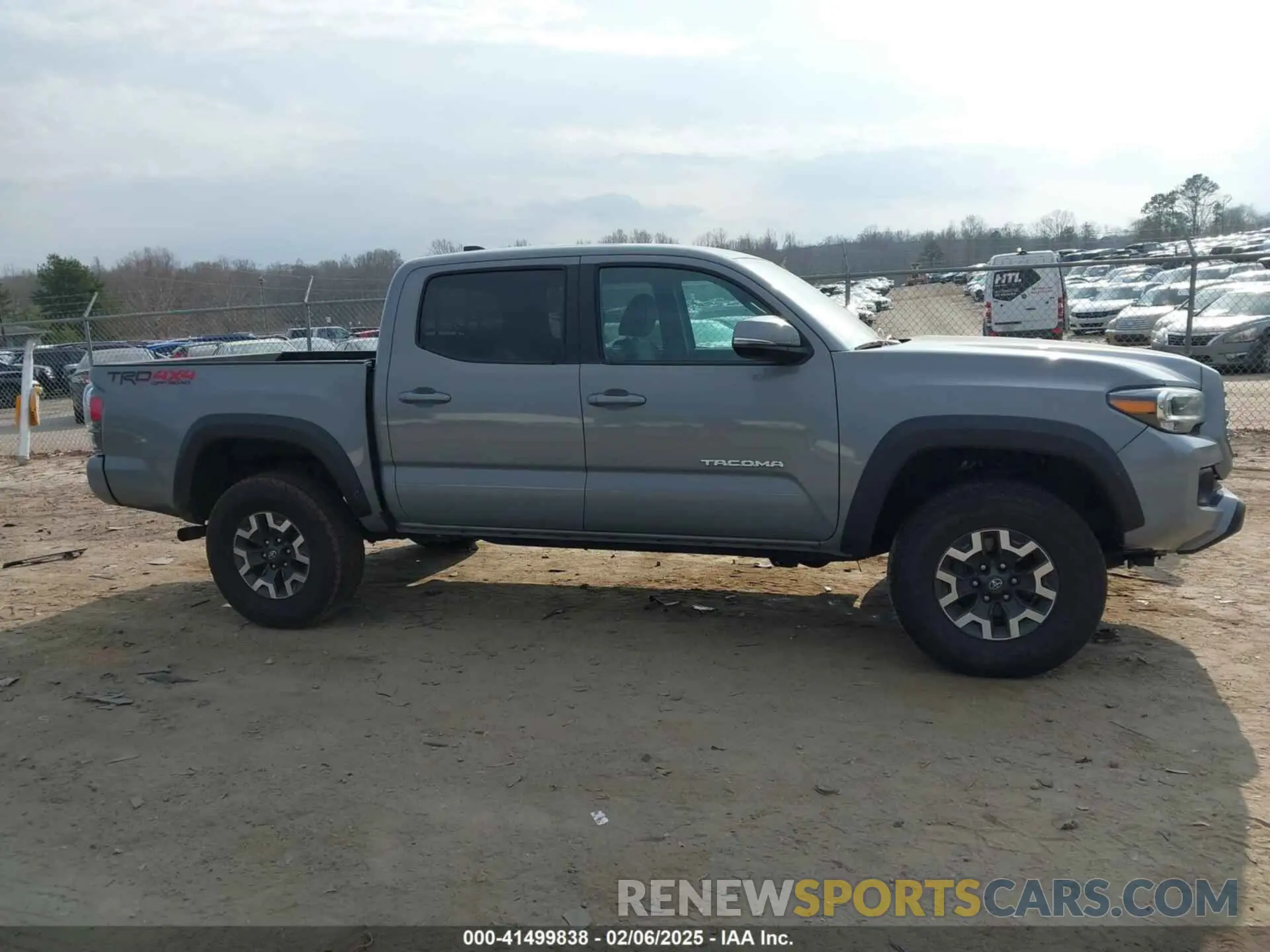 14 fotografías del automóvil dañado 3TMCZ5ANXMM401990 TOYOTA TACOMA 2021