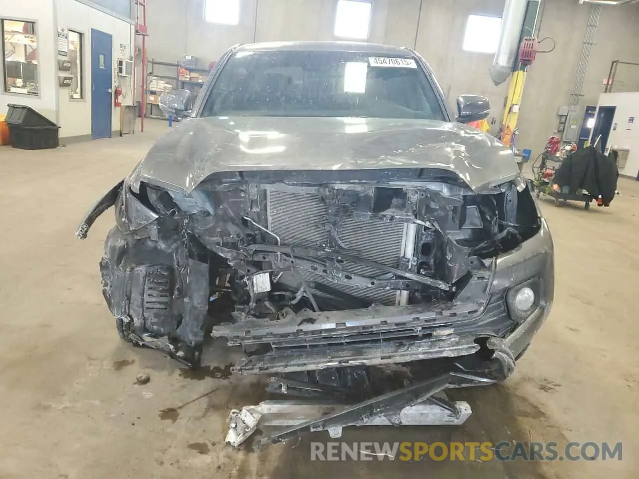 5 fotografías del automóvil dañado 3TMCZ5ANXMM437047 TOYOTA TACOMA 2021