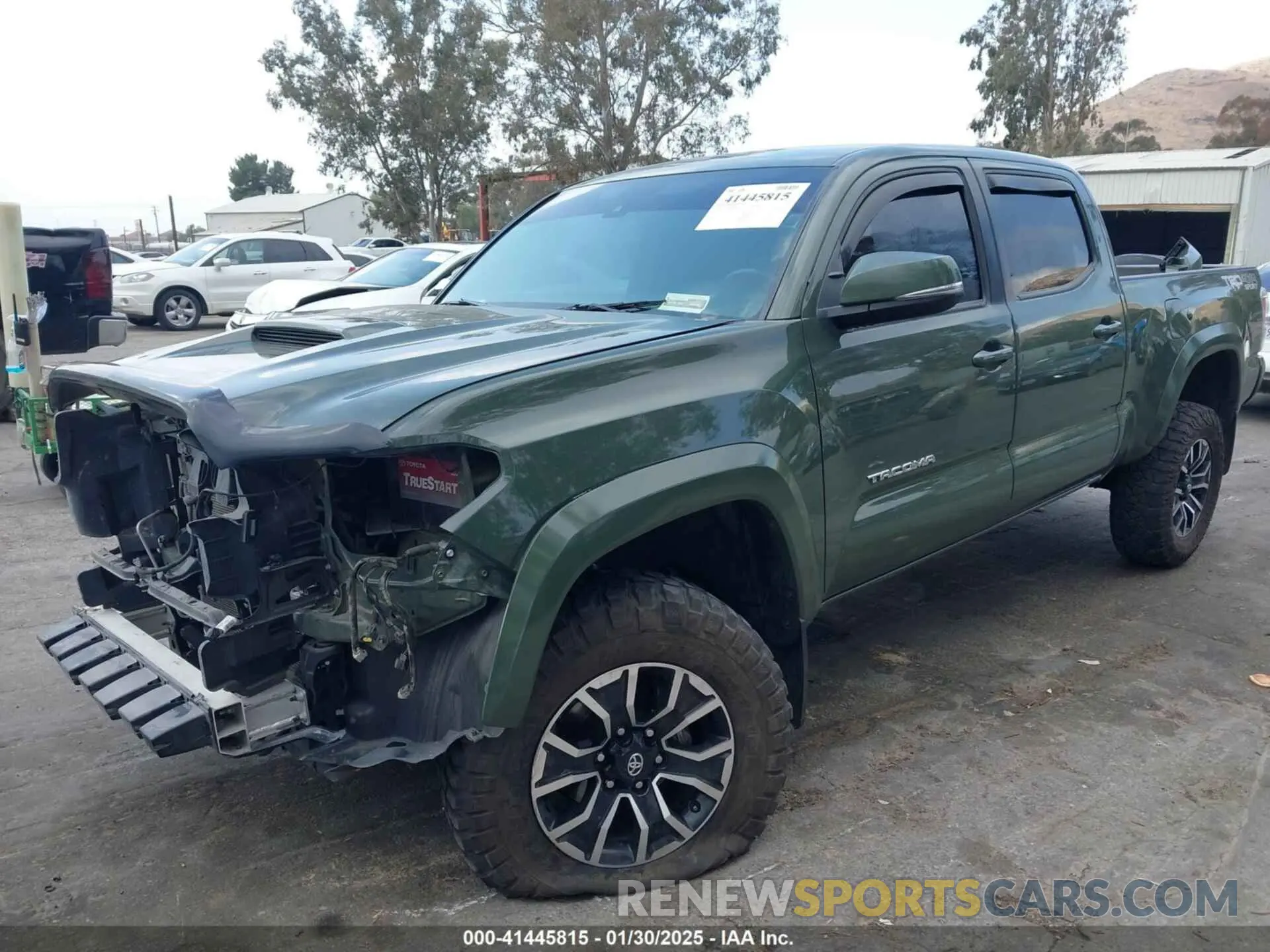 2 fotografías del automóvil dañado 3TMDZ5BN0MM116198 TOYOTA TACOMA 2021