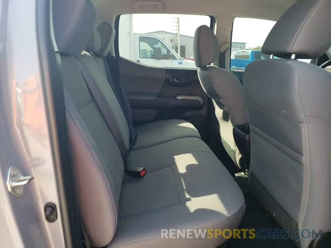 10 fotografías del automóvil dañado 3TMDZ5BN3MM099851 TOYOTA TACOMA 2021