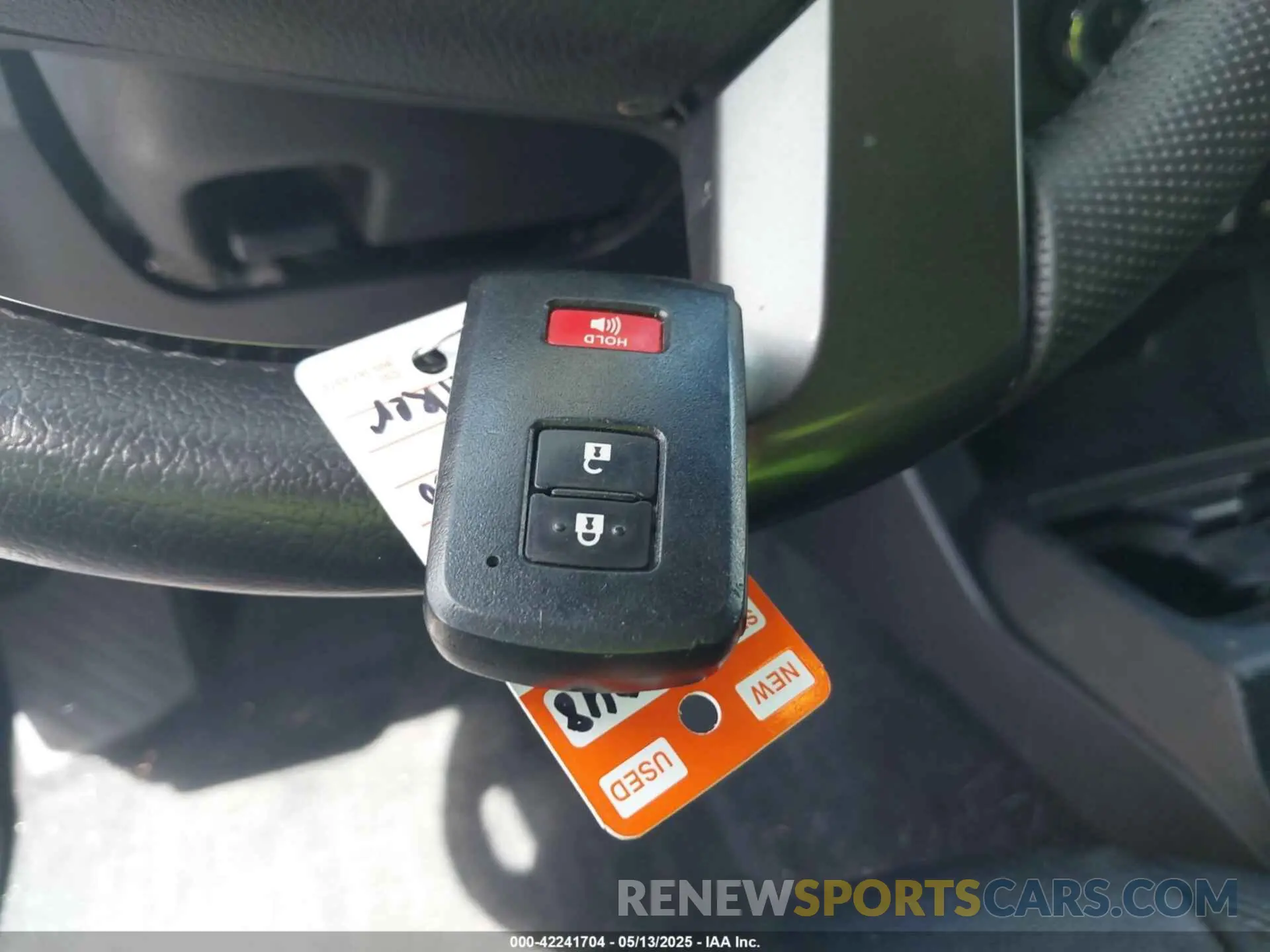 11 fotografías del automóvil dañado 3TMDZ5BN3MM112338 TOYOTA TACOMA 2021
