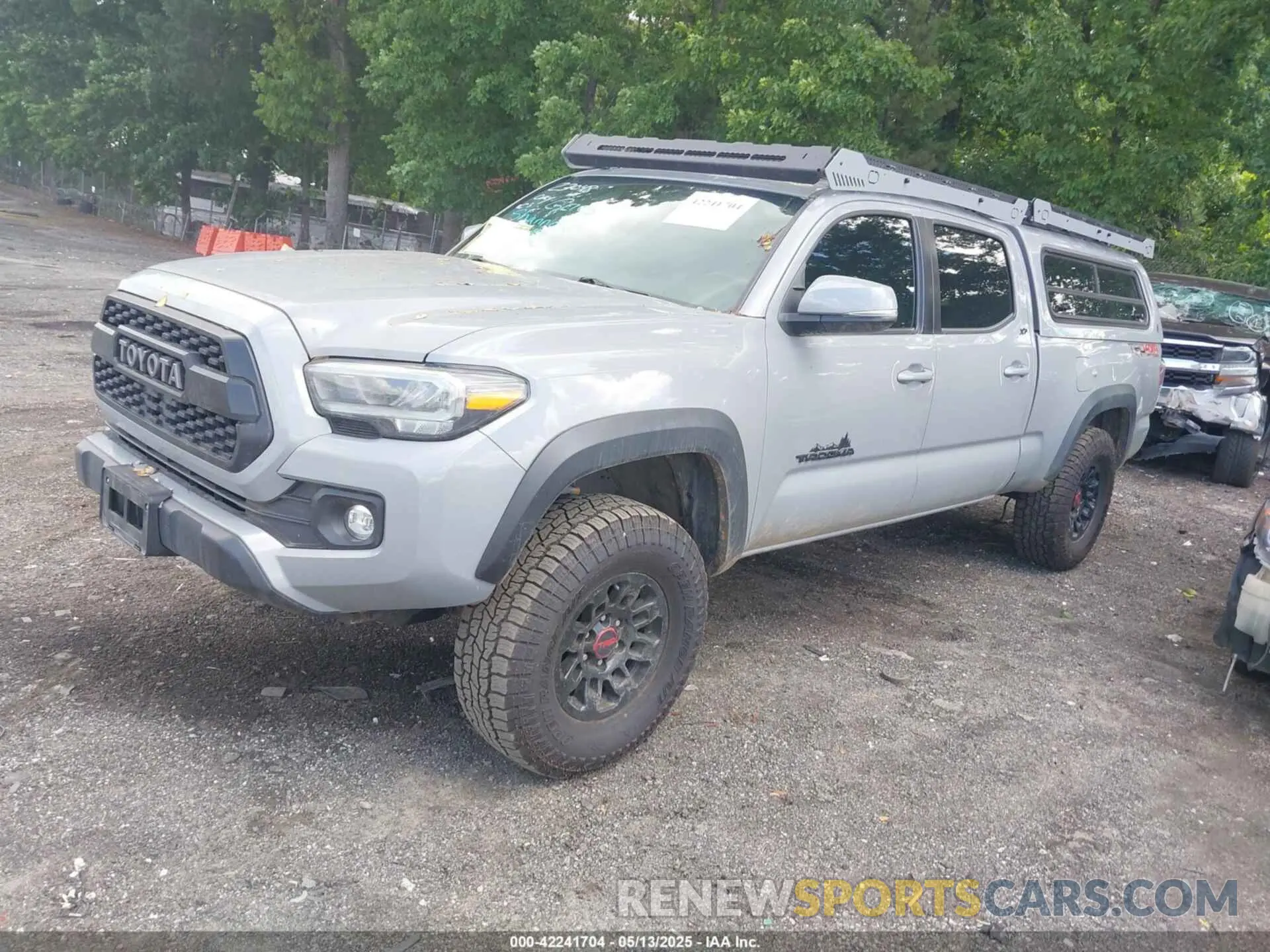 2 fotografías del automóvil dañado 3TMDZ5BN3MM112338 TOYOTA TACOMA 2021
