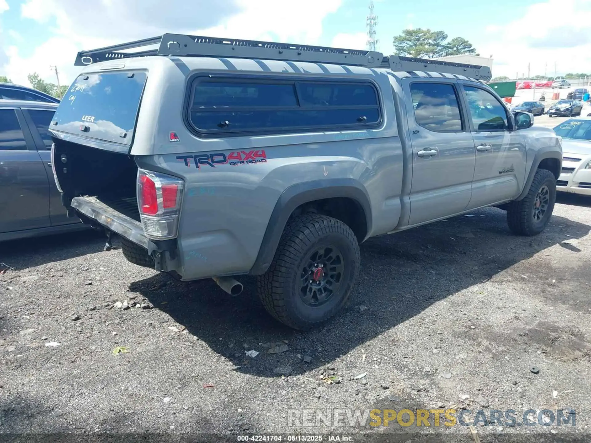 4 fotografías del automóvil dañado 3TMDZ5BN3MM112338 TOYOTA TACOMA 2021