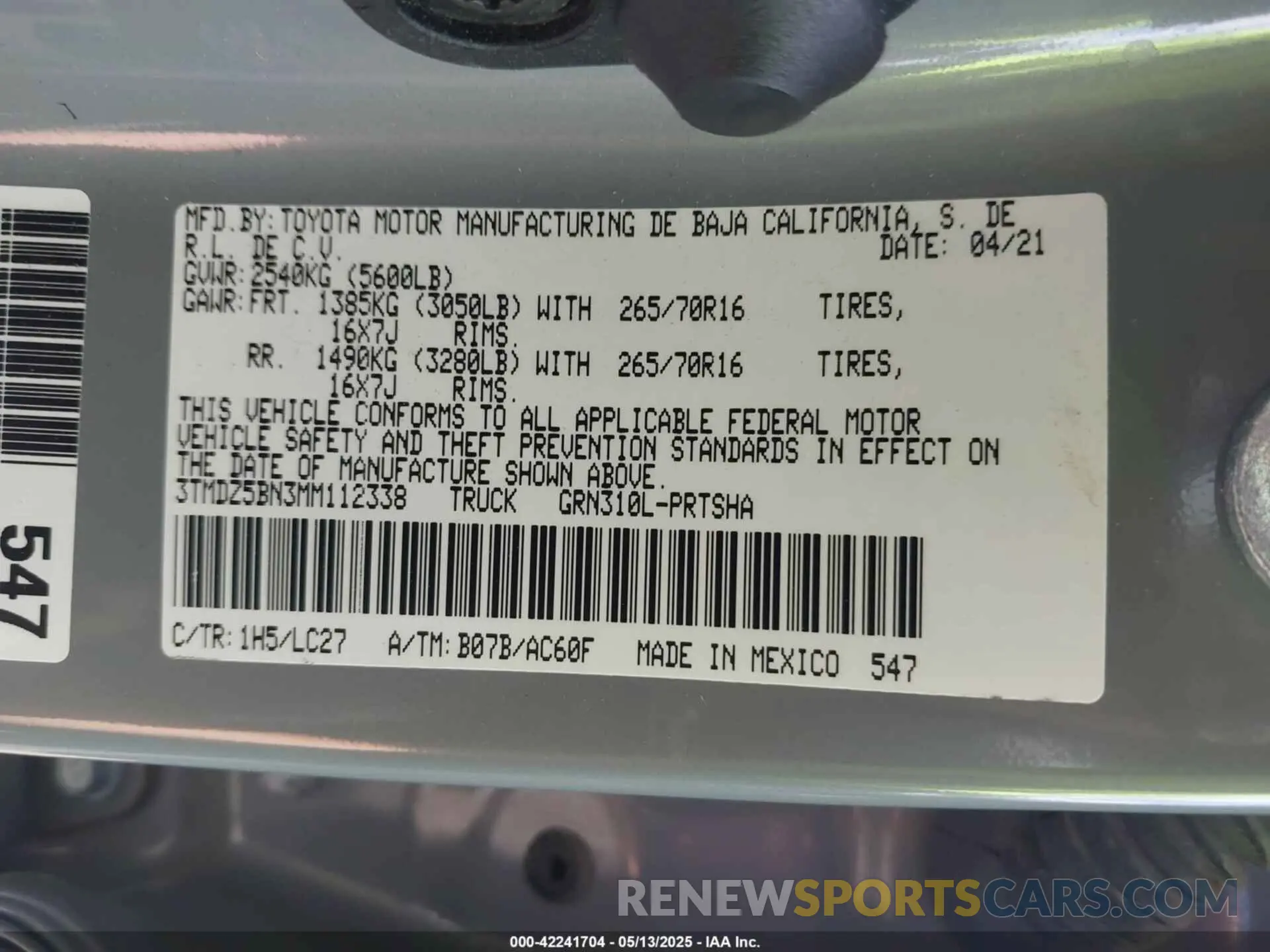 9 fotografías del automóvil dañado 3TMDZ5BN3MM112338 TOYOTA TACOMA 2021