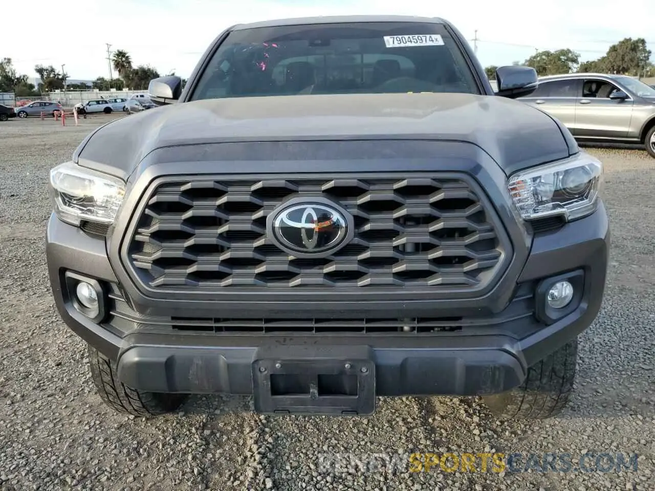 5 fotografías del automóvil dañado 3TMDZ5BN4MM098742 TOYOTA TACOMA 2021