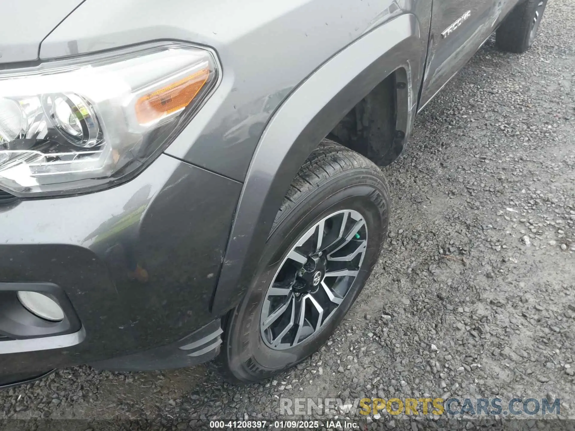 12 fotografías del automóvil dañado 3TMDZ5BN4MM099423 TOYOTA TACOMA 2021