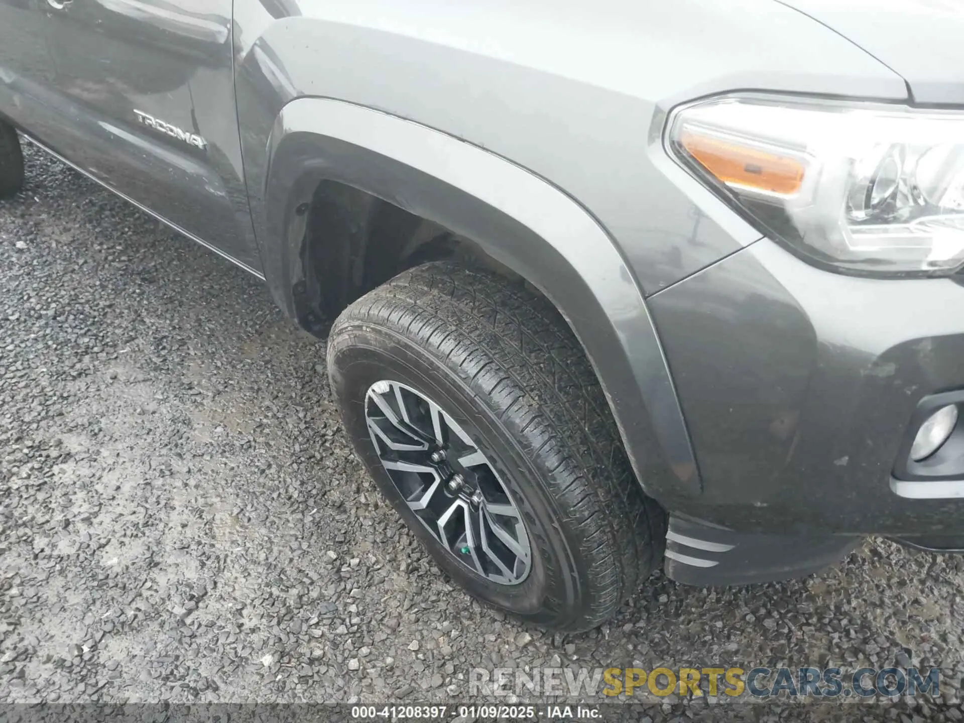 18 fotografías del automóvil dañado 3TMDZ5BN4MM099423 TOYOTA TACOMA 2021