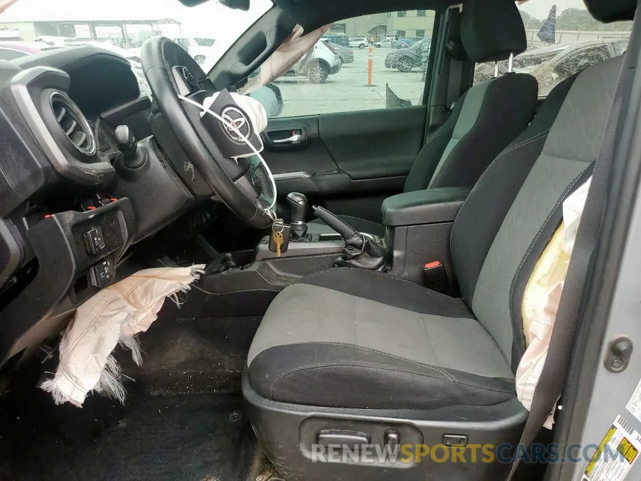 7 fotografías del automóvil dañado 3TMDZ5BN4MM105639 TOYOTA TACOMA 2021