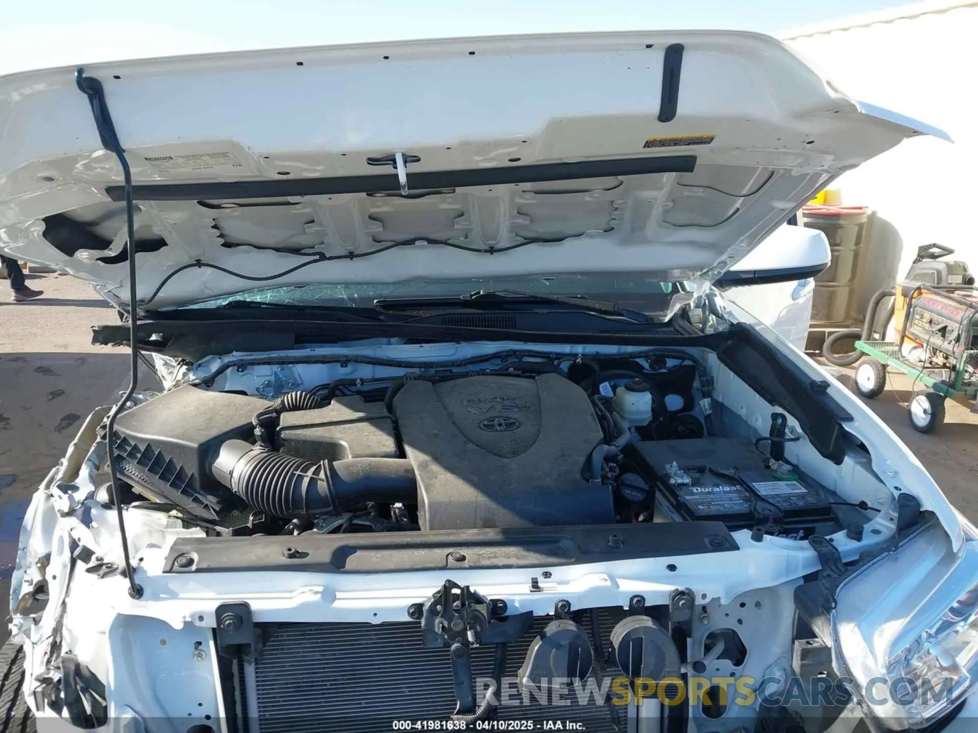 10 fotografías del automóvil dañado 3TMDZ5BN4MM111750 TOYOTA TACOMA 2021