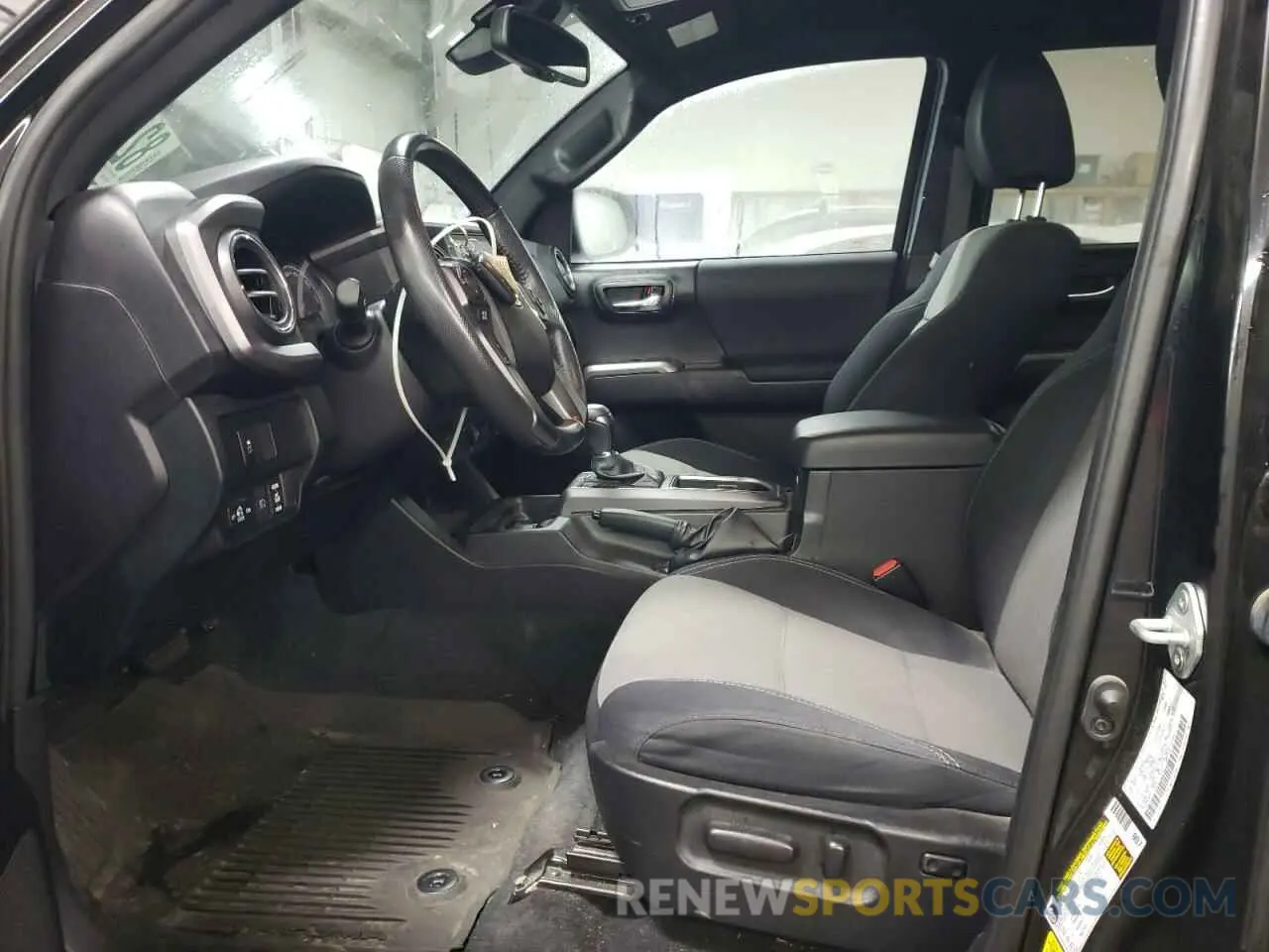 7 fotografías del automóvil dañado 3TMDZ5BN4MM119475 TOYOTA TACOMA 2021
