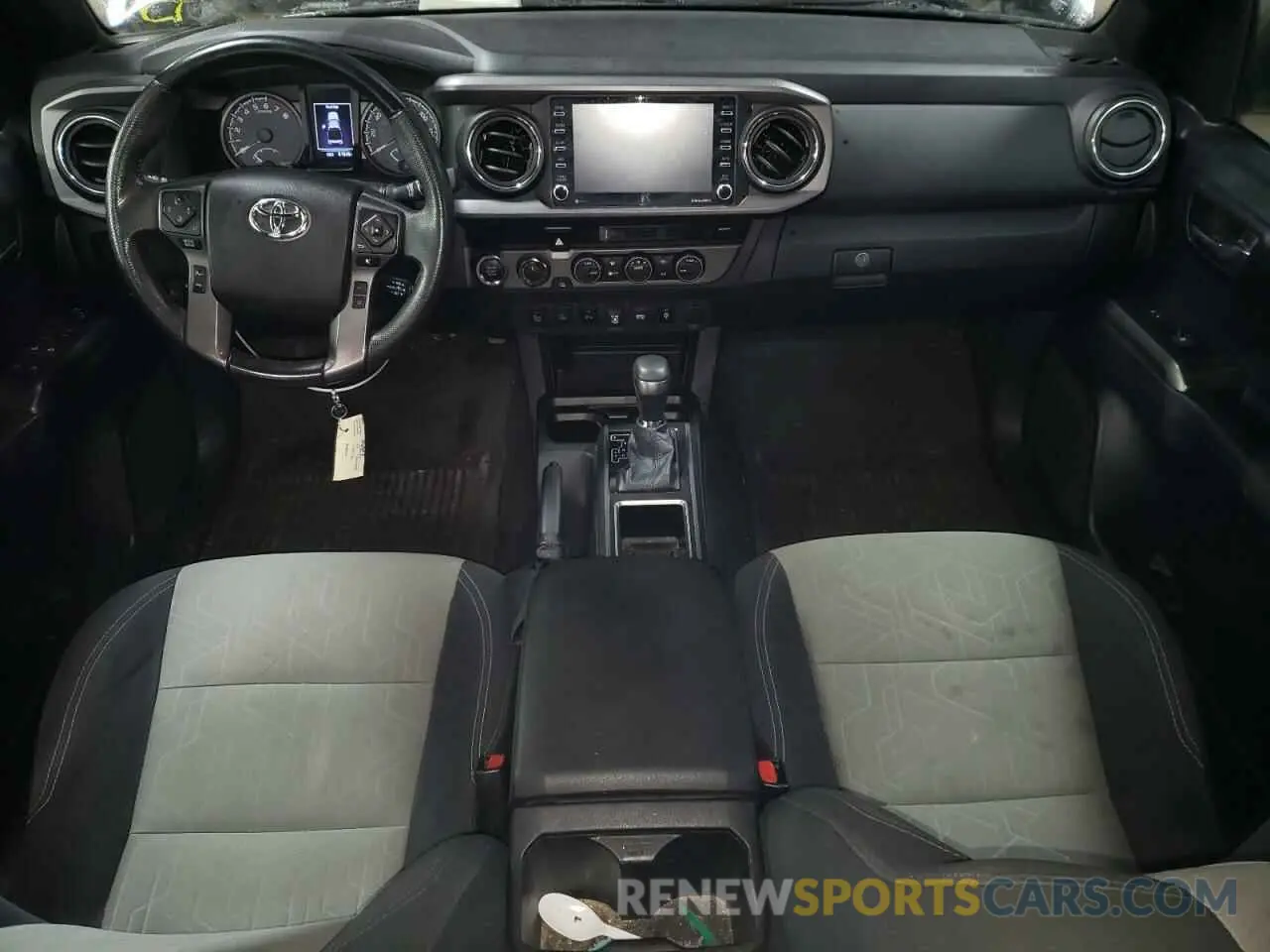 8 fotografías del automóvil dañado 3TMDZ5BN4MM119475 TOYOTA TACOMA 2021